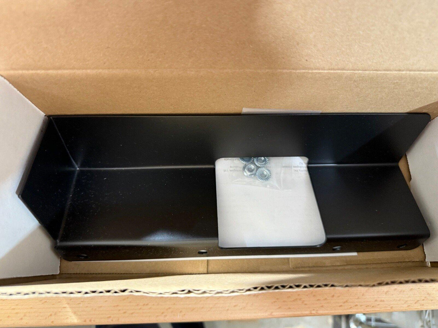Siemens S54430-B4-A1 Fire Alarm PAD4 Battery Bracket Package (NEW IN BOX)