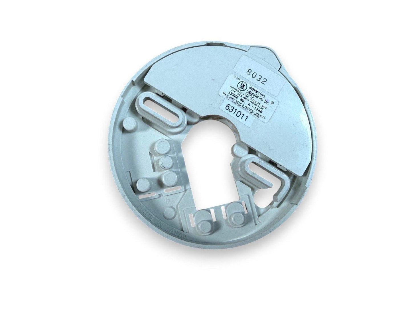 UL-listed fire detector base, model 8032, for open area protection, made in Japan