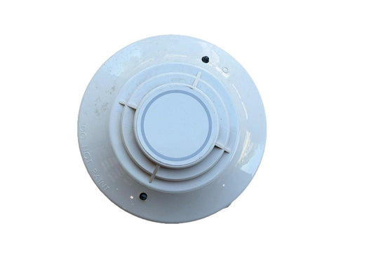 White ceiling-mounted fire alarm detector with 'DO NOT PAINT' text, for fire safety systems