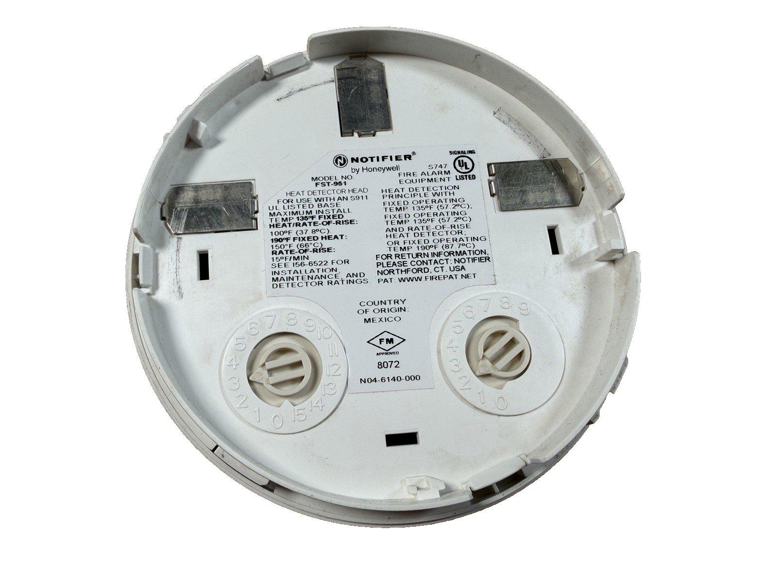 Notifier FST-951 heat detector head for fire alarm systems, UL listed, fixed temp & rate-of-rise sensing