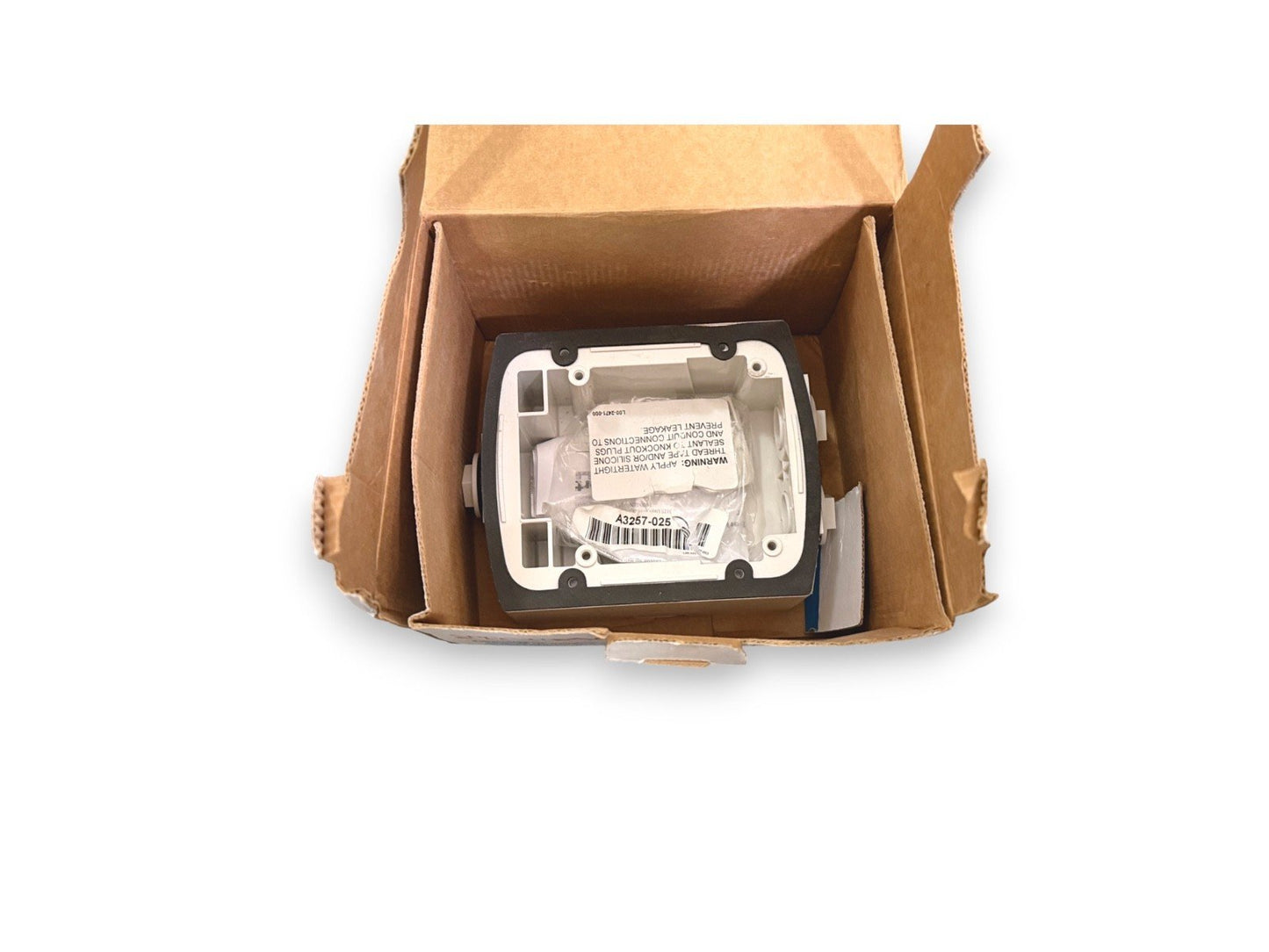 System Sensor SPSWK Fire Alarm Speaker Strobe Outdoor White (NEW IN BOX)