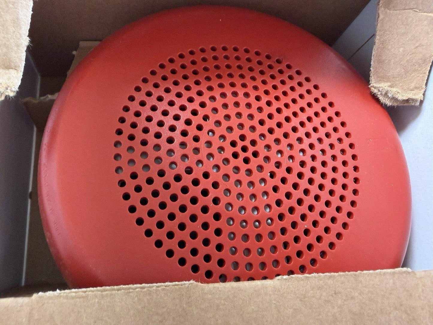 Siemens SLSPCR-N S54329-F51-A1 Fire Alarm Speaker Ceiling Red (NEW IN BOX)