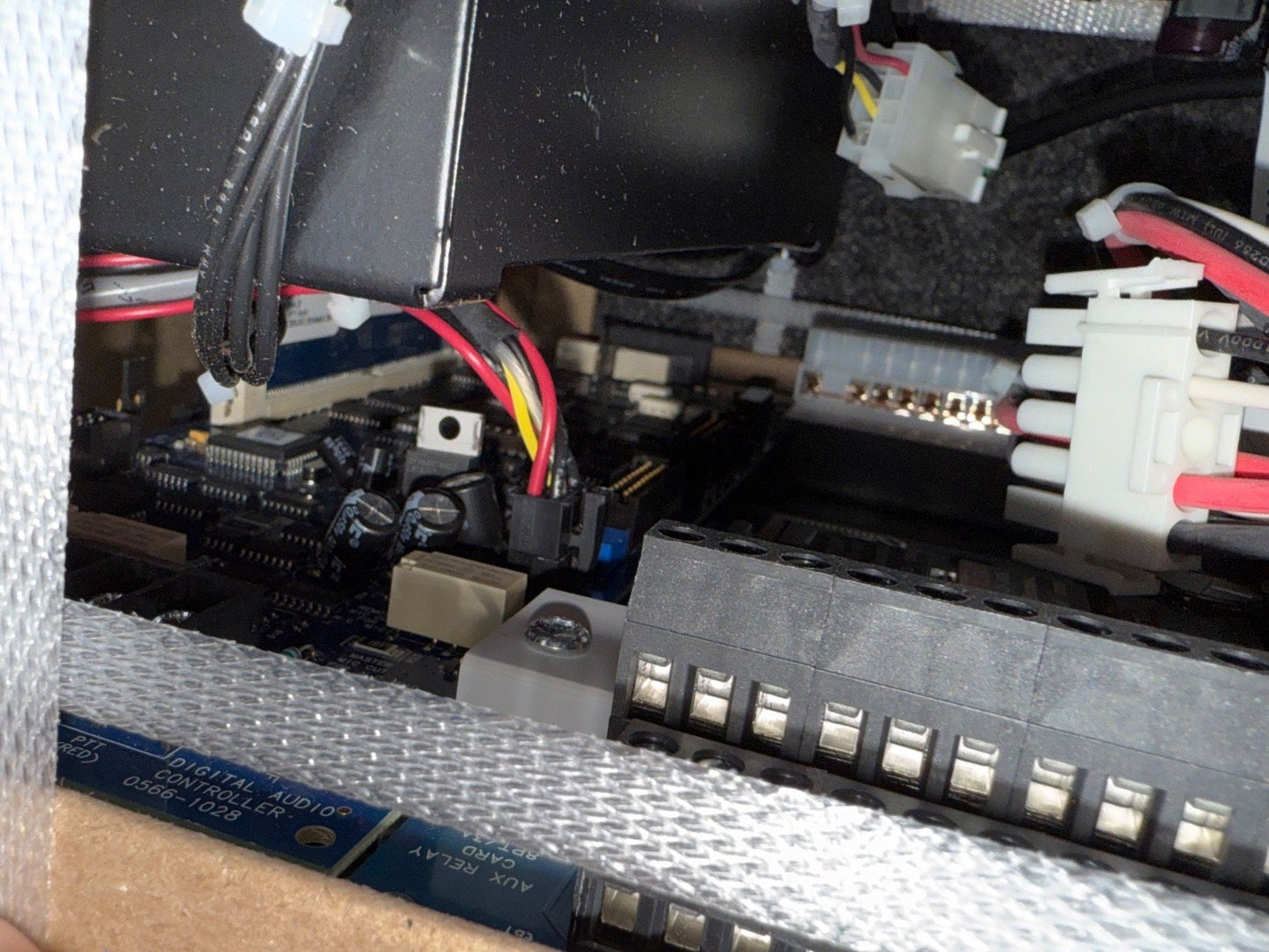 Autocall 4100ES A100-2300 Expansion Bay w/ Digital Audio Controller Cards (NEW)