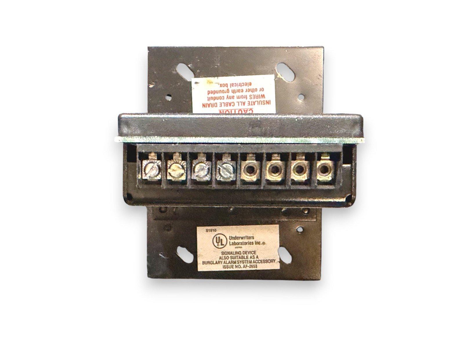 UL listed fire alarm signaling device with terminal connections, suitable for burglar alarm systems