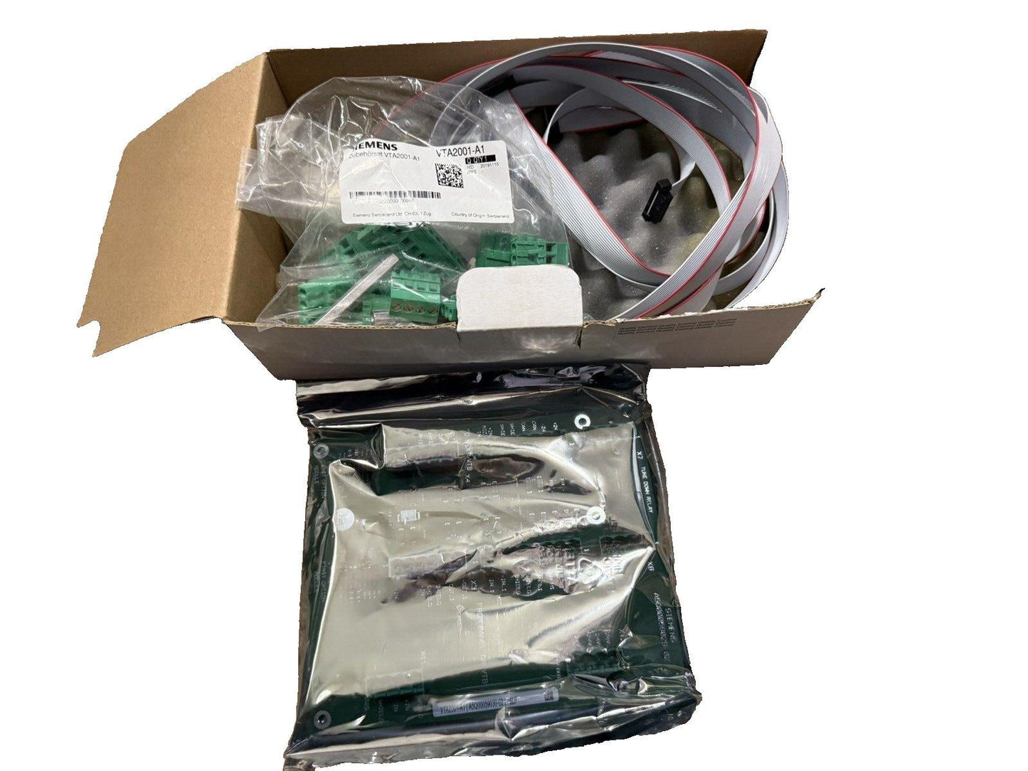 Siemnes VTA2001-A1 S54400-F163-A1 Remote Class B Terminal Board Mdl (NEW IN BOX)